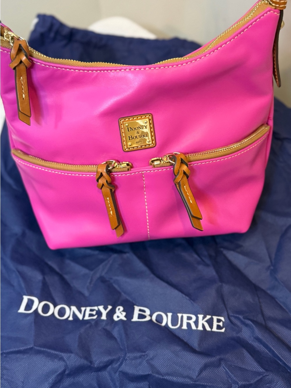 Dooney and Bourke Wexford Leather Sac NWT
